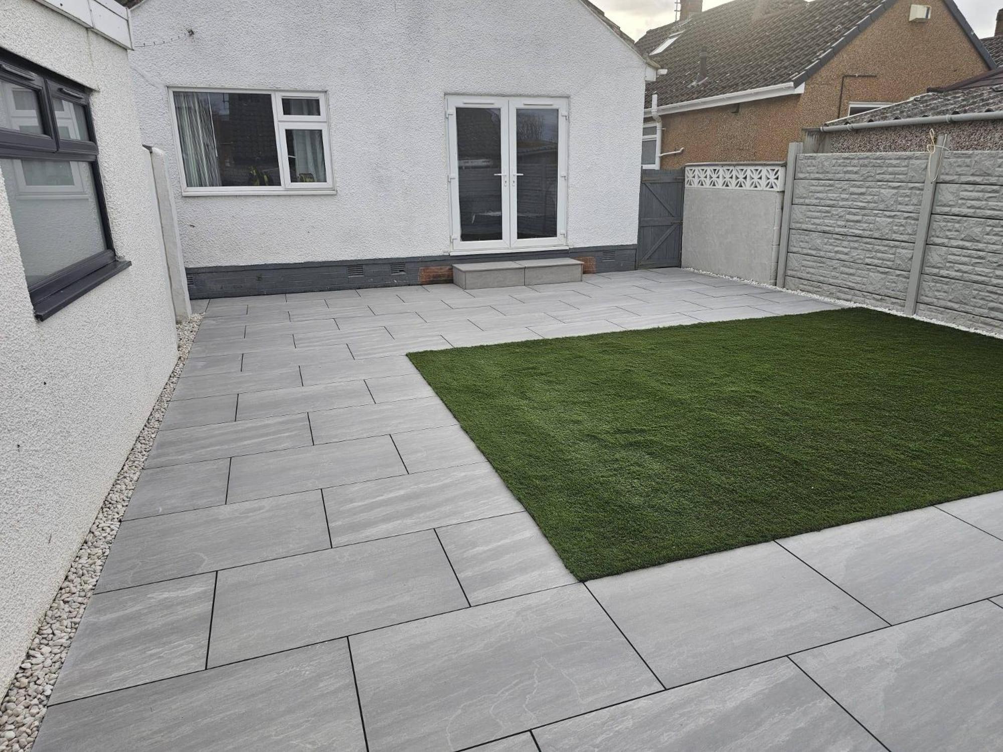 Modern Spacious Walking Distance To Castle & Town *